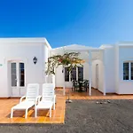 Aparthotel Livvo Coloradamar Playa Blanca (Lanzarote)