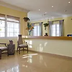 Lejlighedshotel Livvo Coloradamar 4*