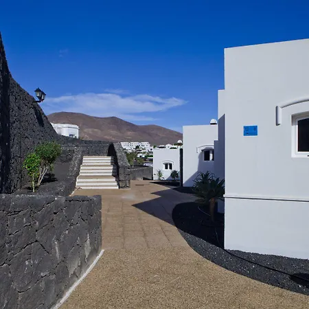 Hotel apartamentowy Livvo Coloradamar Playa Blanca (Lanzarote)