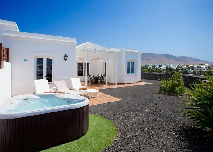 Livvo Coloradamar Apartmanhotel