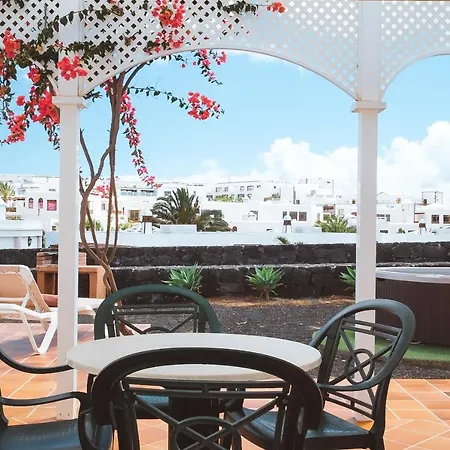 Livvo Coloradamar Apartahotel