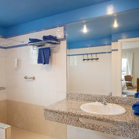 Aparthotel Livvo Coloradamar Playa Blanca (Lanzarote)