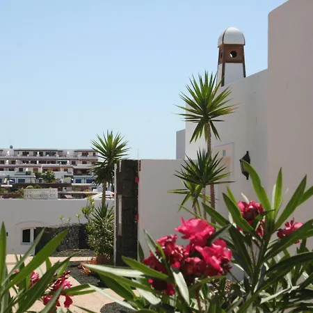 Livvo Coloradamar Playa Blanca