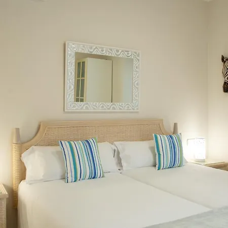 Livvo Coloradamar Apartahotel