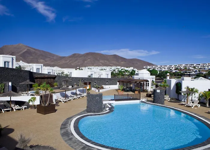 Apartahotel Livvo Coloradamar Playa Blanca (Lanzarote)