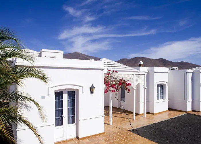 Apartahotel Livvo Coloradamar 4*