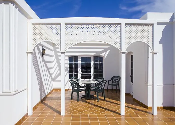 Livvo Coloradamar Apartahotel Playa Blanca (Lanzarote)